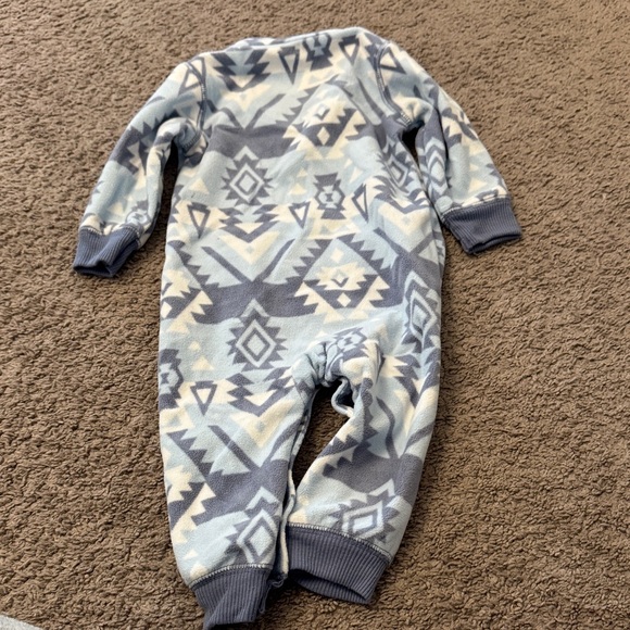 Baby Clothing - Picture 5 of 9